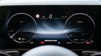 Mercedes-Benz GLB, 35 AMG 4Matic 225kW ČR 1.maj - 10