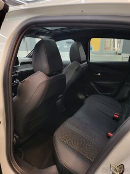 Peugeot 208 1.2 GT LINE 96kw | DPH - 10