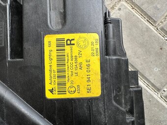 Světlo Octavia III facelift - pravé přední - 10