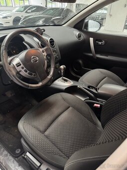 Nissan Qashqai 2.0i Automat - 10