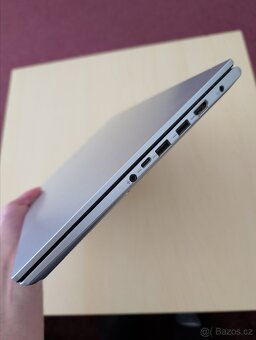 Asus Vivobook X1503Z - 10