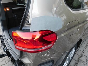 Volkswagen Touran 1.4 benzín r.v.2016 110 kw automat - 10