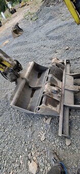 Yanmar Vio 25-4 - 10