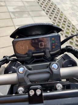 Honda cb650r - 10