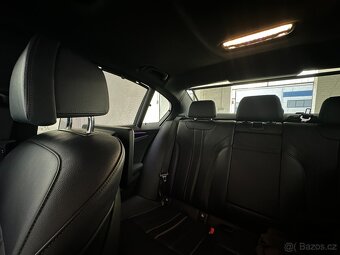 BMW M550i xDrive 340kW - 10