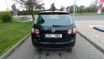 Vokswagen Golf - 10