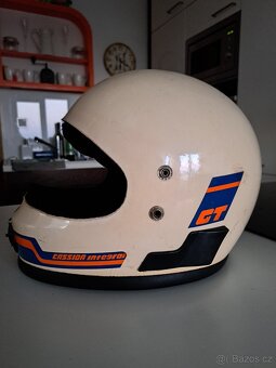 Retro helmy Cassida - 10
