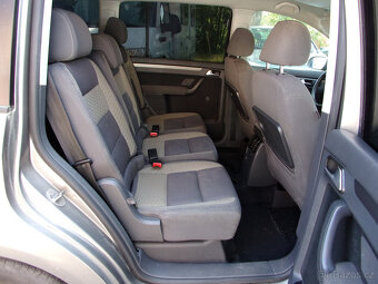 Volkswagen Touran 1.9 TDI,Confortline,Webasto,2.majitel - 10