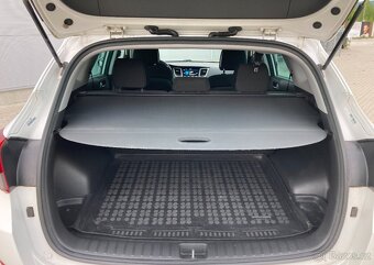 Hyundai Tucson 1.7 CRDi automat - 10