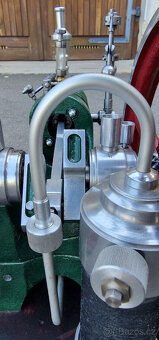 krásný velký plamenožrout vakuový motor model motoru plameno - 10