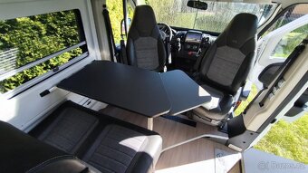 Obytná dodávka Adria Twin ALL-INN 600SP - 10