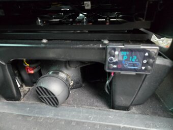 VW Multivan T6 2,0 TDi 110 kw DSG automat obytný - 10