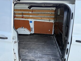 Ford Transit Custom 2.2 TDCi 92kW - 10