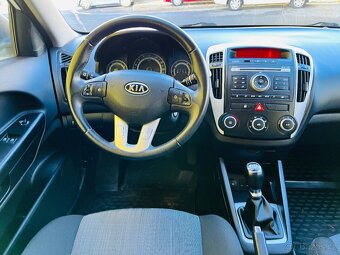 KIA CEED 1.6 i BENZÍN 6 RYCHLOSTÍ 97 800 Km - 10
