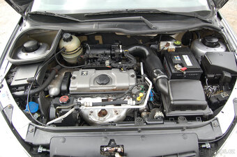 Peugeot 206 1.1i - 10