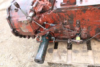 Zetor 7011 převodovka - 10