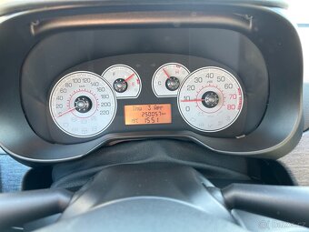 Fiat Grande Punto t-jet - 10
