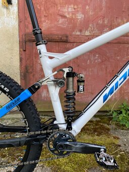 Prodám enduro kolo Nicolai Saturn 16 - velikost M - 10