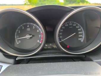 Mazda 3 , 1.6 77kw, r.v: 10/2012, 165000km, hezký stav. - 10