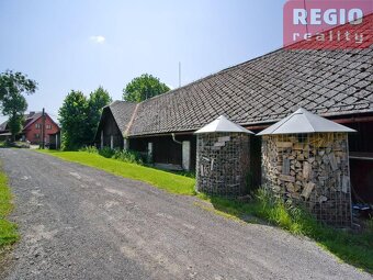Prodej stavebního pozemku 2288m2 se zastavěnou plochou 361m2 - 10