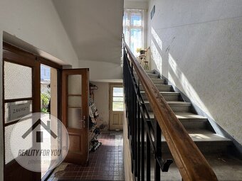 Prodej investičního domu v centru Semil - 10