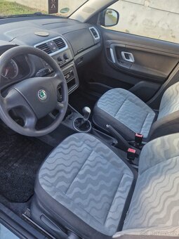 Škoda Fabia II 1.4i 16v Kombi//Tempomat//NOVÁ STK - 10