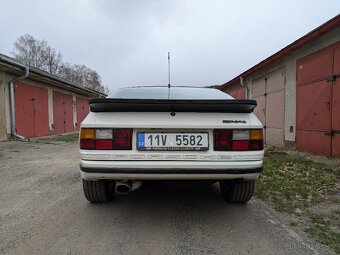 Porsche 944 - 10