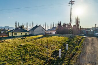 Pozemek pro RD se stavebním povolením, 1.005 m2 , Krásná Stu - 10