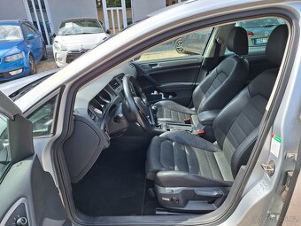 Volkswagen Golf 1.4 TSi 90KW Kombi HighLine, S.Kniha - 10