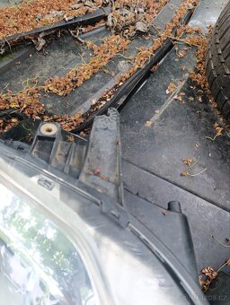Ford Mondeo mk4 (díly ) - 10