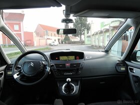 Citroën C4 Picasso 1,6i 16V Servis Tažné 2013 - 10