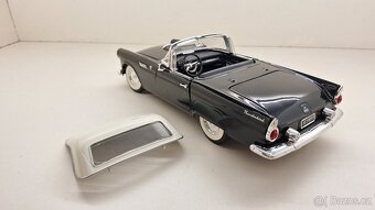 1:18 CHEVROLET THUNDERBIRD - 10