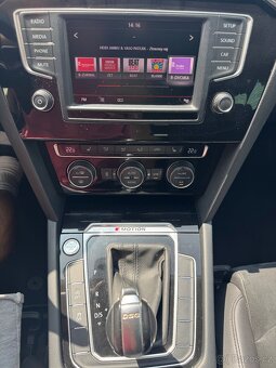 Vw Passat 2.0Tdi 140kw Highline 4x4 Koupeno ČR 1 majitel DSG - 10