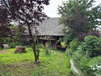 Dům ke kompletní rekonstrukci, pozemek 1704m - 10