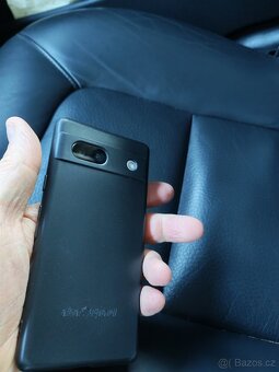 Google pixel 7a white - 10