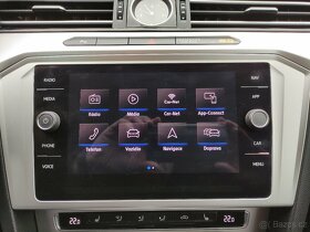 VW Passat R-Line DSG LED NAVI VYHŘ.SEDAČKY SENZORY - 10