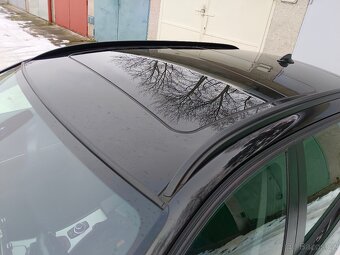 BMW 320i - 10