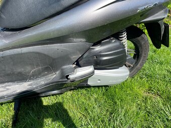 Honda PCX 125 2012 - 10