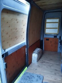 Obytná dodávka, Peugeot boxer 2.5 TD - 10
