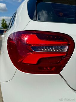 Mercedes A180 | Apple CarPlay | LED | po servisu - 10
