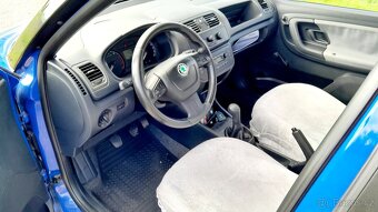 Velice zachovalá málo jetá Škoda Fabia II 1.2 kombi - 10