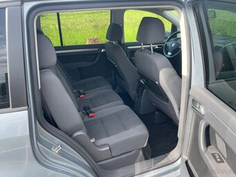 Volkswagen Touran 1.9TDI 77Kw Highline - 10