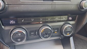 Škoda Octavia, 2.0 TDI / 110KW STYLE - 10