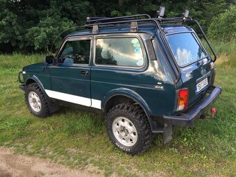 Lada Niva 1.7i - 10