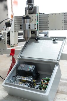 CNC portálová fréza ( router) 2000x1000mm - 10