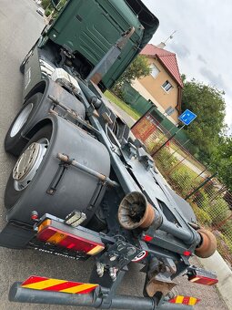 SCANIA R470 nosič kontejneru. 6X2. - 10