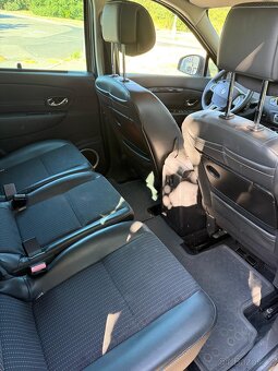RENAULT SCENIC 1.9 dCi 2012 - 10