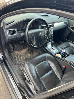Volvo XC70 D5 136kw - 10
