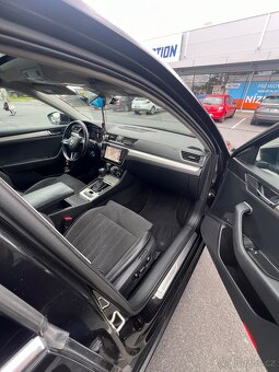 Skoda Superb 2.0 TDi 110 kW 2020 rok - 10