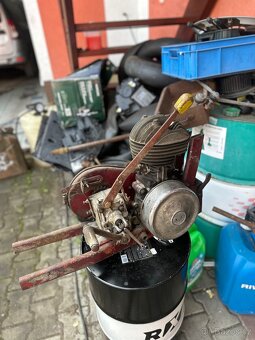 Jawa 250 Speciál Přírubová - kompletní motor s převodovkou - 10